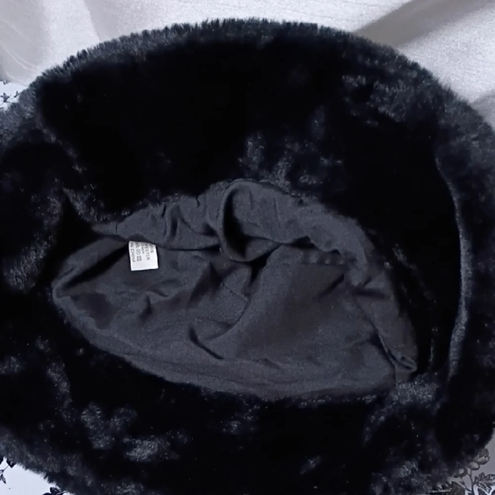 Luxurious Black Faux Fur Hat‎